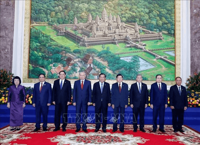 Bản tin tổng hợp tuần: Xung lực mới thúc đẩy quan hệ Việt Nam - Lào - Campuchia