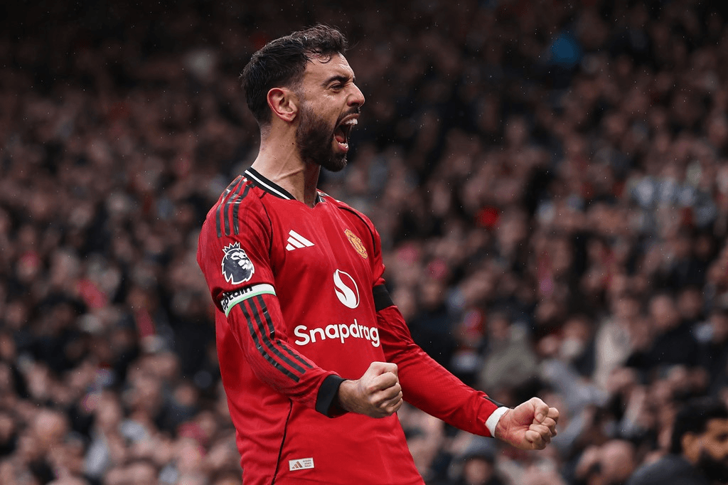 Thắng trận thứ 4 liên tiếp, Man Utd lập cột mốc ấn tượng