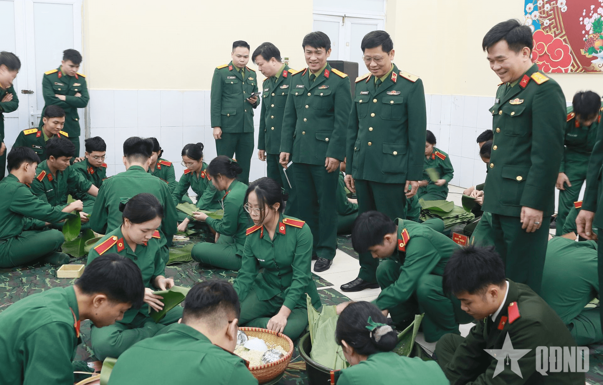 Sôi nổi Hội thi “Bánh chưng xanh - Trưng bày mâm ngũ quả” tại Học viện Quân y