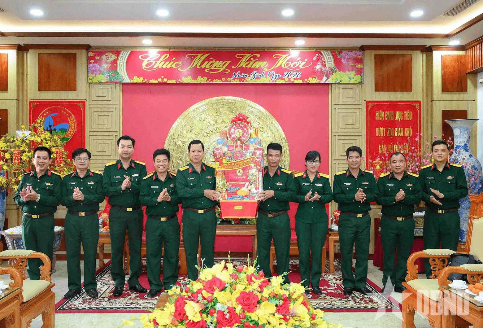 Binh đoàn 16 thăm, chúc Tết Quân đoàn 34 và Binh đoàn 15