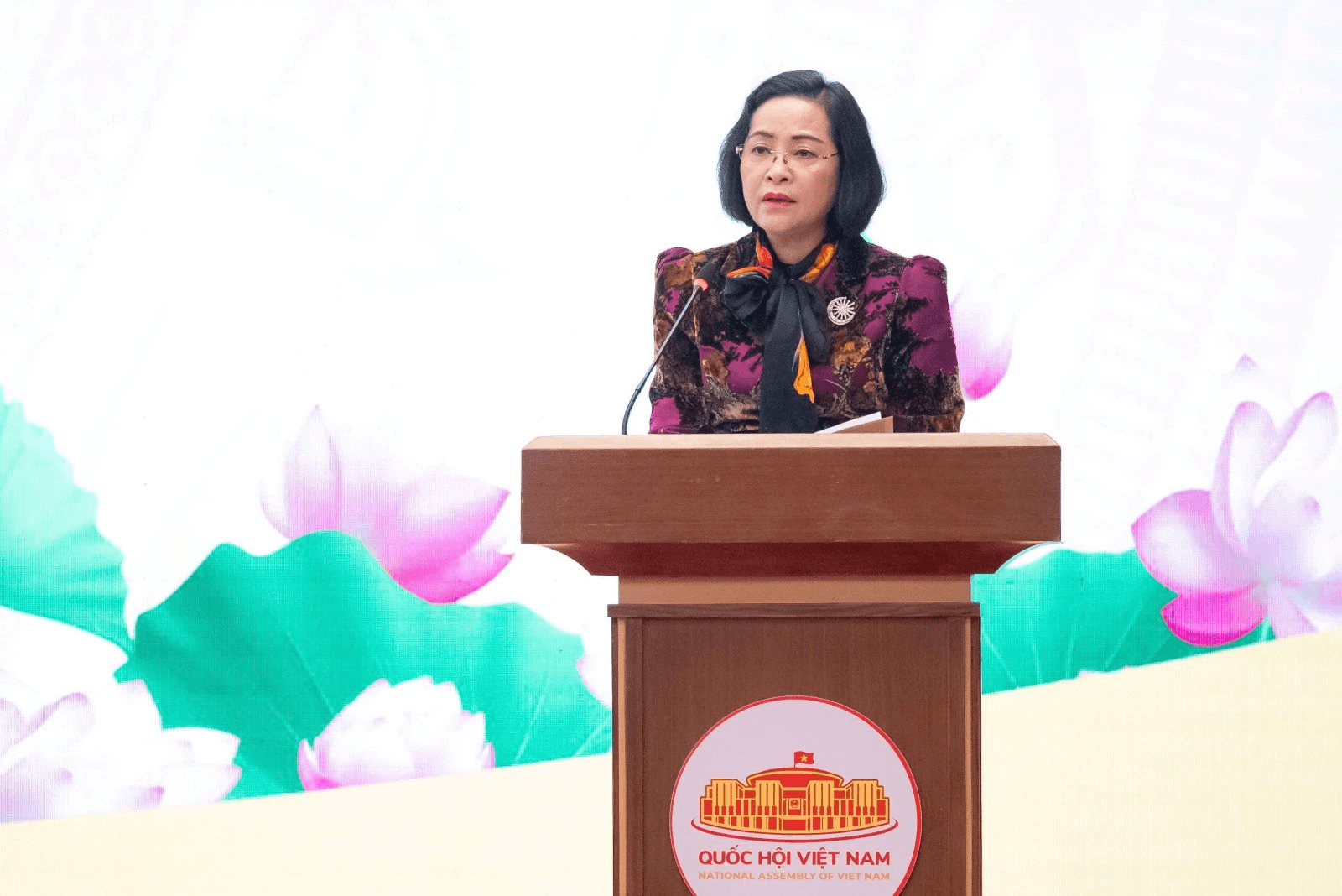 Đại biểu Quốc hội lắng nghe, phản ánh ý chí, nguyện vọng của nhân dân vào nghị trường
