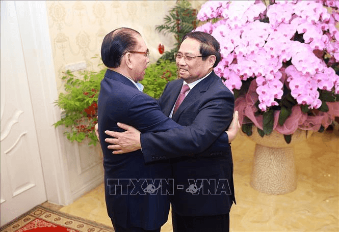Thủ tướng Phạm Minh Chính thăm, chúc Tết nguyên Tổng Bí thư Nông Đức Mạnh