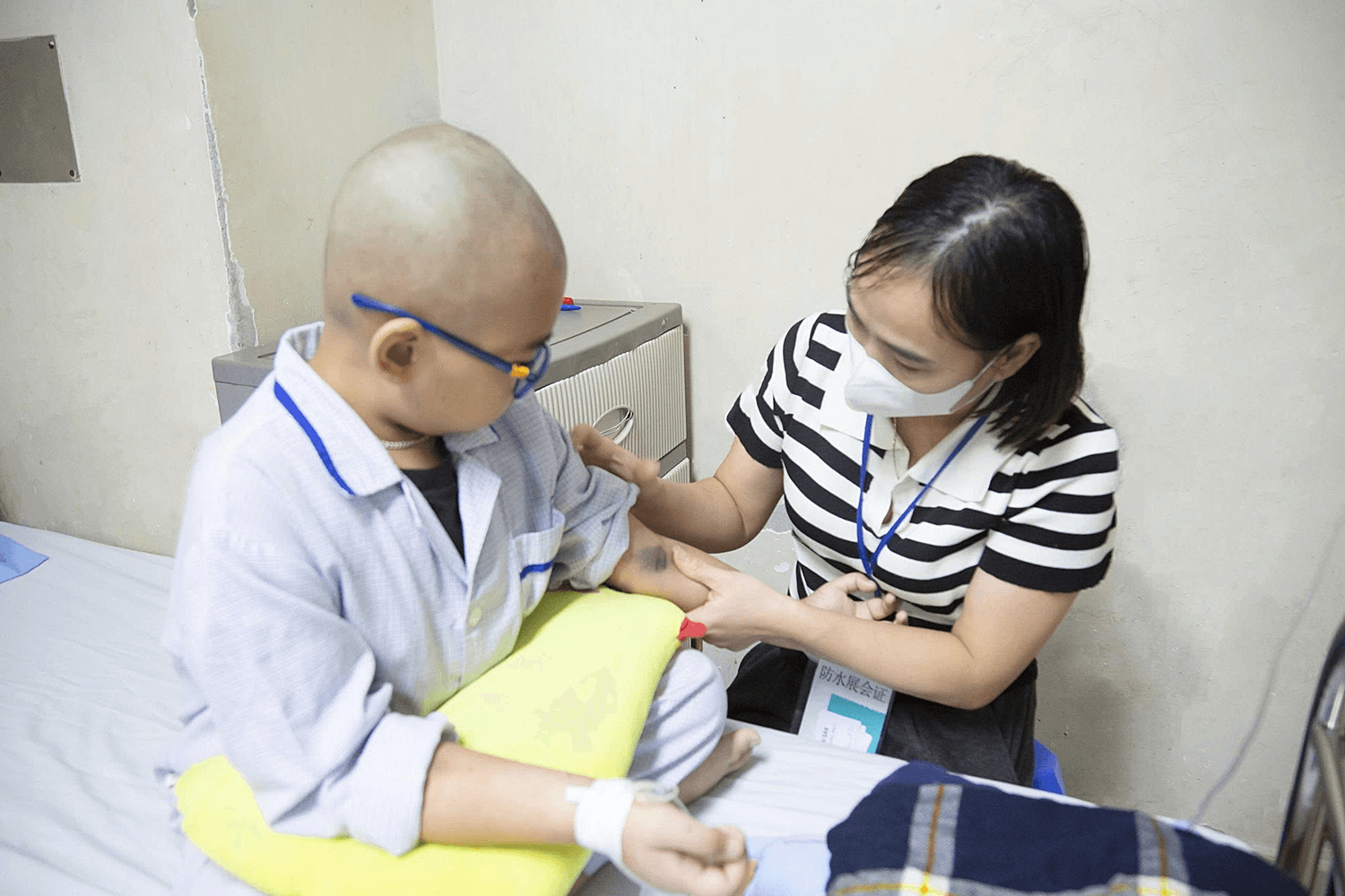 Nếu không được truyền máu, sự sống của chúng tôi phải dừng lại...