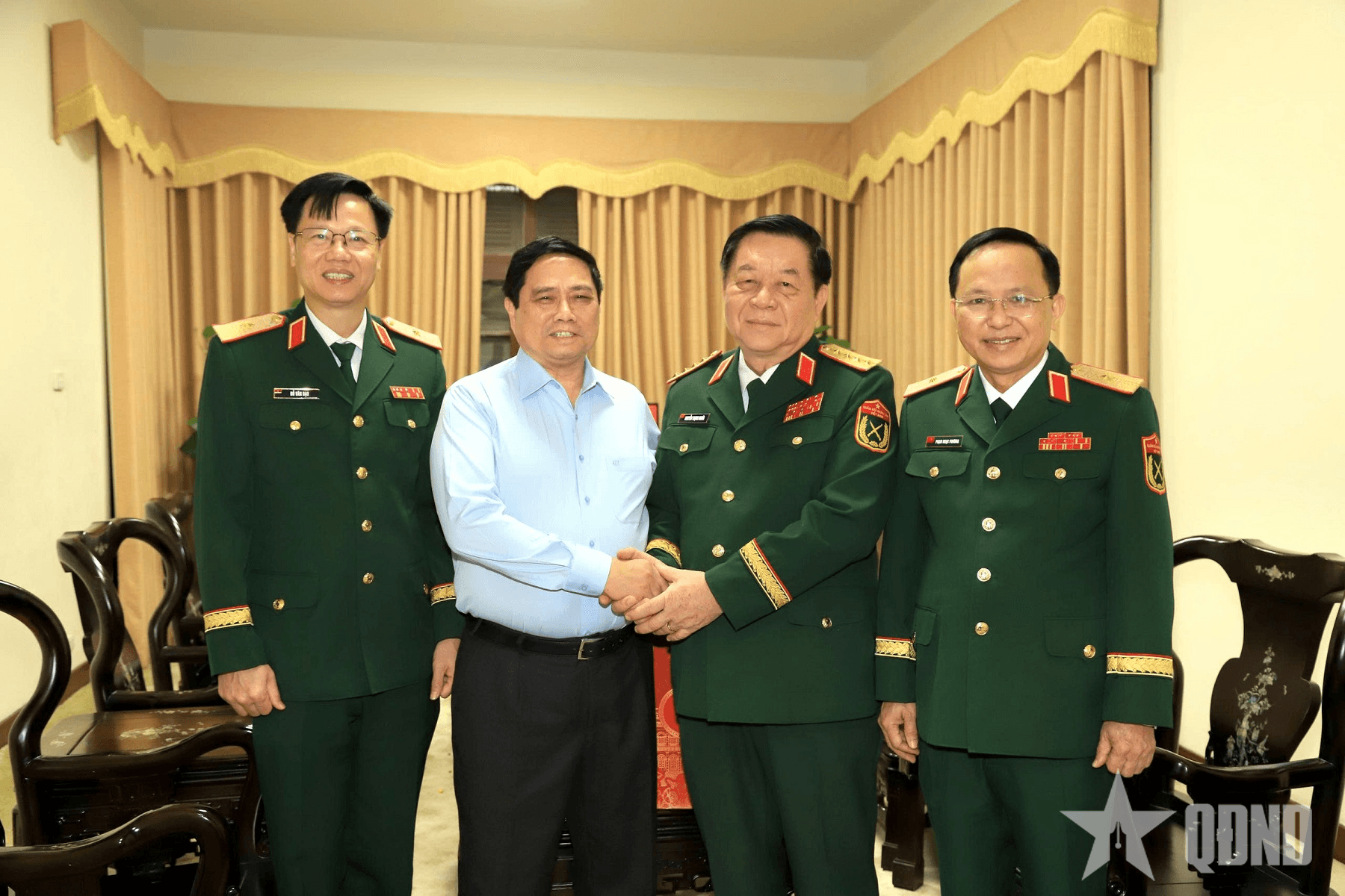 Đại tướng Nguyễn Trọng Nghĩa thăm, chúc Tết Thủ tướng Phạm Minh Chính