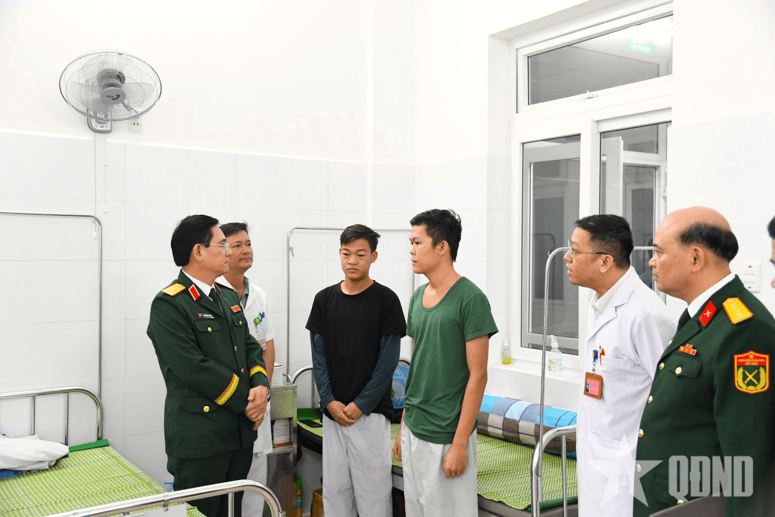 Tiếp thêm động lực để các quân nhân yên tâm điều trị