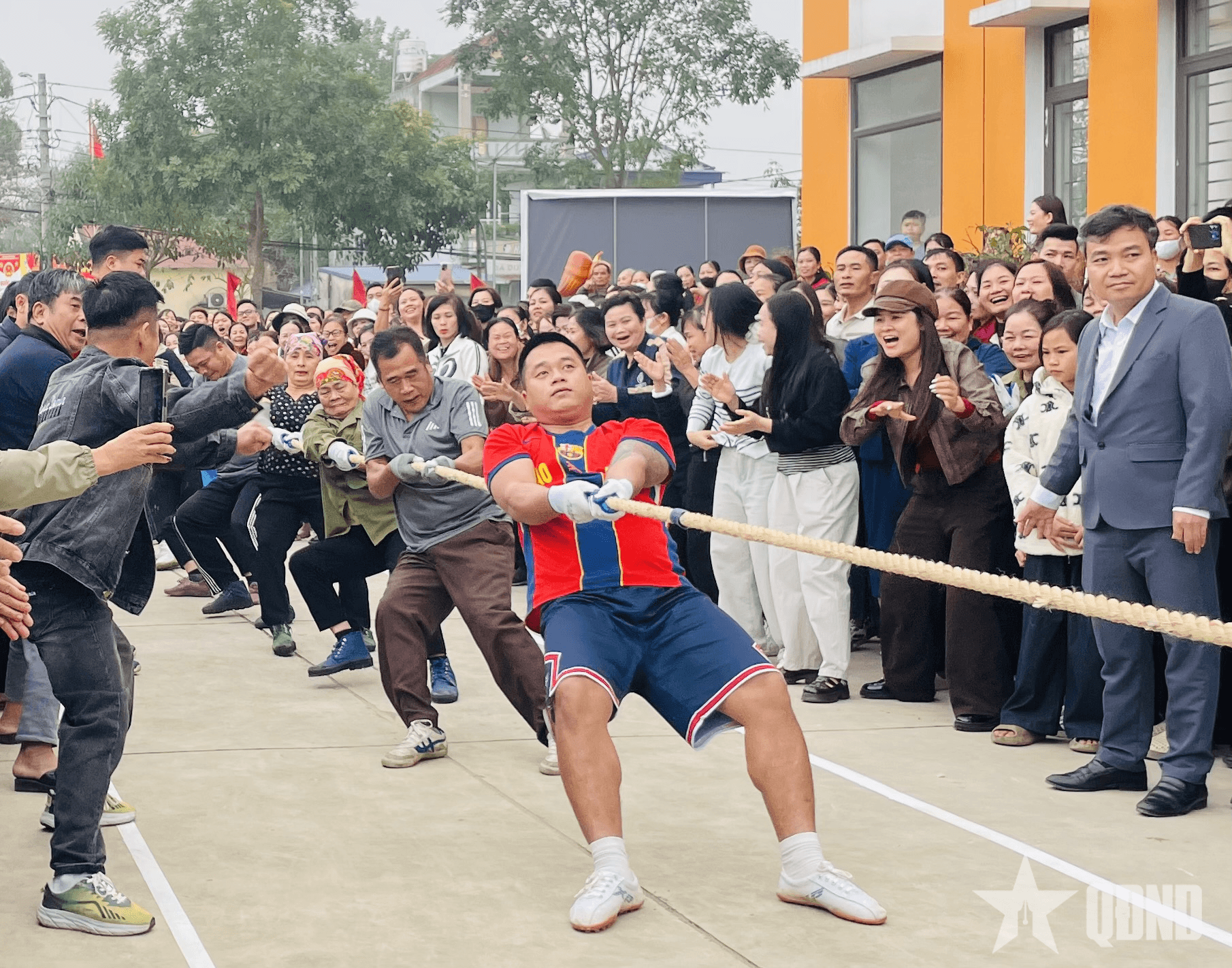 Sôi nổi Giải thể thao xã Quân Chu chào mừng bầu cử đại biểu Quốc hội khóa XVI và HĐND các cấp