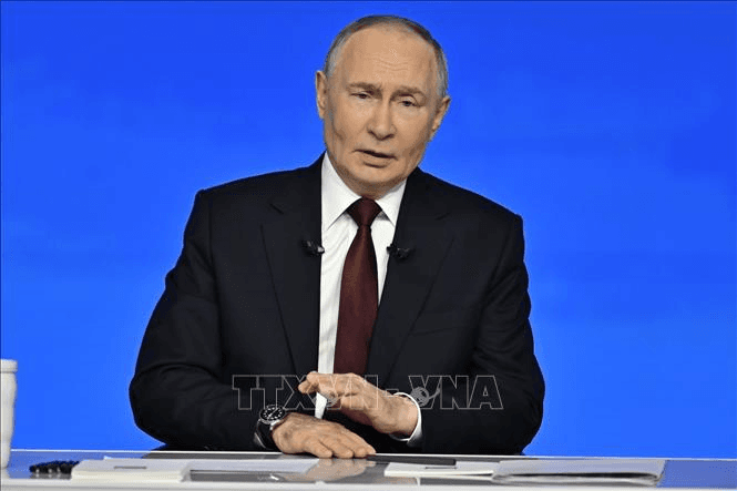 Tổng thống Putin: Phát triển bộ 3 hạt nhân là "ưu tiên vô điều kiện" của Nga