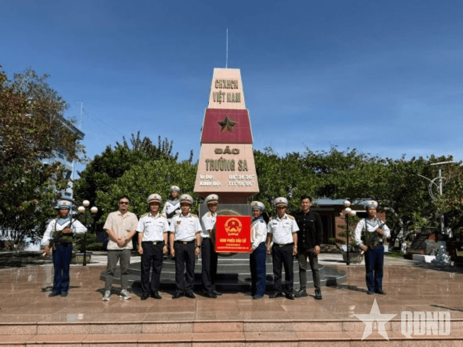 Những lá phiếu đầu tiên đã đến Trường Sa