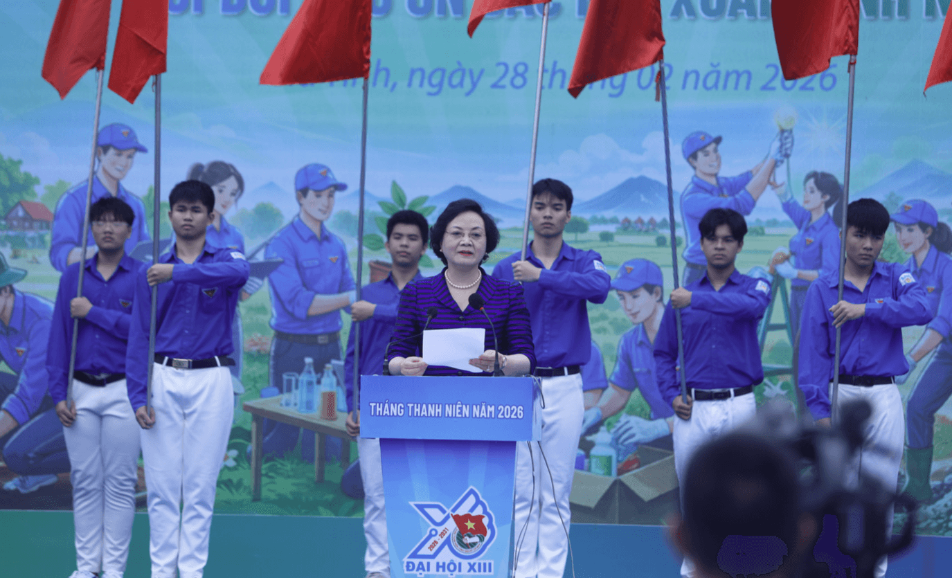Phó thủ tướng Phạm Thị Thanh Trà dự Lễ ra quân Tháng Thanh niên và phát động Tết trồng cây