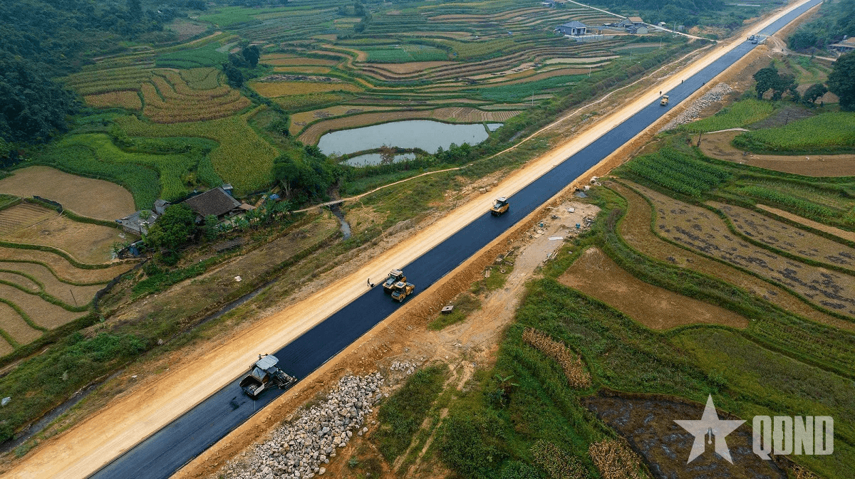 Thi công nước rút hoàn thành cao tốc Đồng Đăng - Trà Lĩnh