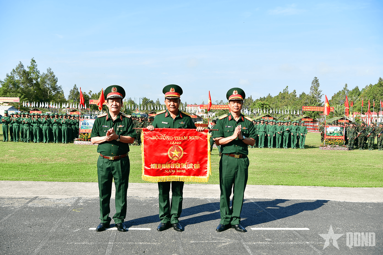 Các cơ quan, đơn vị tổ chức ra quân huấn luyện năm 2026: Có trọng tâm, chuyên sâu