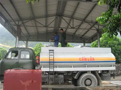 Lá cờ đầu trong phong trào thực hành tiết kiệm