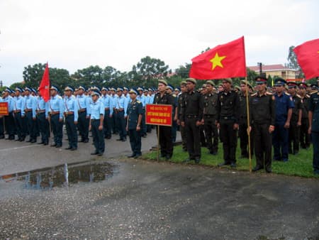 Học viên quân đội bước vào năm học mới