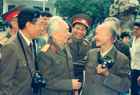Những hình ảnh xúc động về vị “Đại tướng của nhân dân”