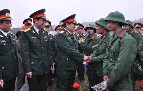 Hào khí ngày hội tòng quân ở Hà Nam
