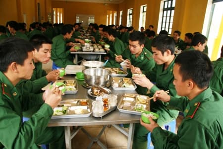 Bộ đội Biên phòng cải thiện đời sống, ổn định hậu phương