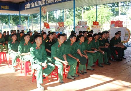 Phong trào “tiết kiệm phụ cấp để ngày mai lập nghiệp”