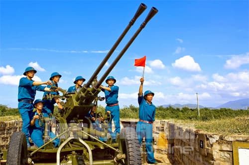 Bộ đội Pháo cao xạ góp sức giữ bình yên bầu trời