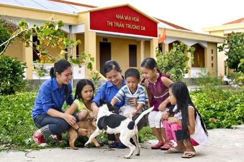 Màu xanh tình nguyện ở Trường Sa