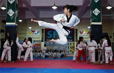 Tài năng võ thuật trẻ Mộng Quỳnh