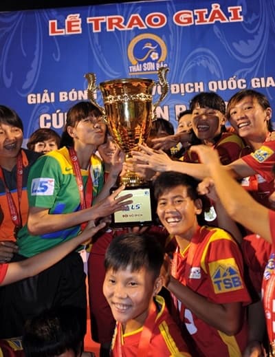 Tre già, măng mọc