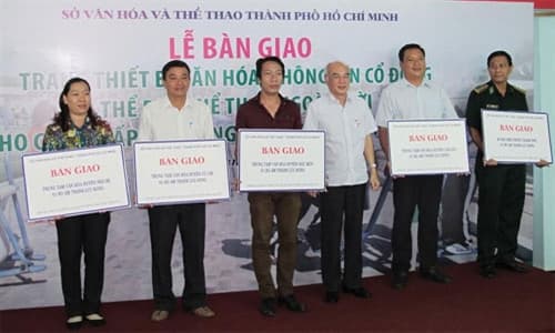 Cấp hơn 4,8 tỷ đồng hỗ trợ thiết bị văn hóa, dụng cụ thể thao cho các xã ngoại thành