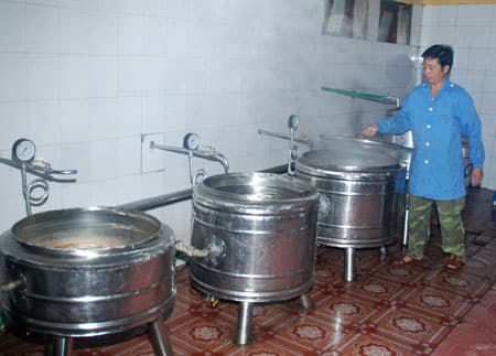 Một số kinh nghiệm trong triển khai lắp đặt hệ thống bếp lò hơi cơ khí ở Quân khu 4