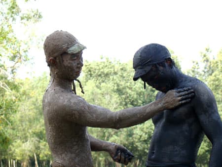 Chân trần – chí thép