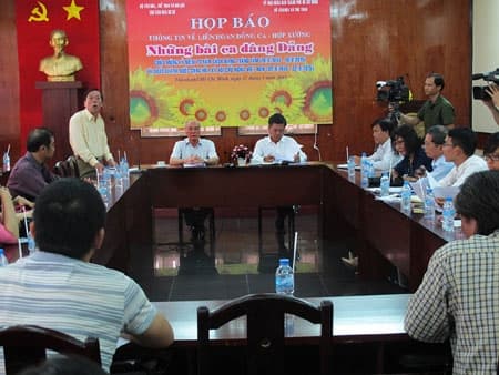 Giới thiệu Liên hoan đồng ca, hợp xướng “Những bài ca dâng Đảng”