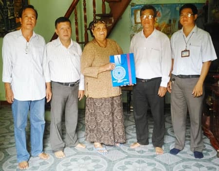 Đoàn kết, sẻ chia...